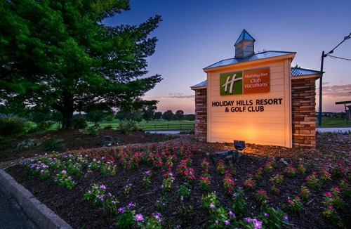 Branson Villa | Relaxing Escape! 3 Miles from Branson