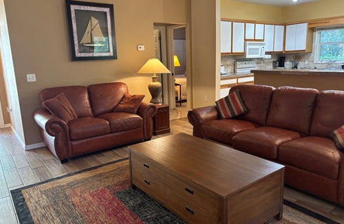 Dunnellon House | Relaxing home in adult walkable community, next to Rainbow Springs State Park!