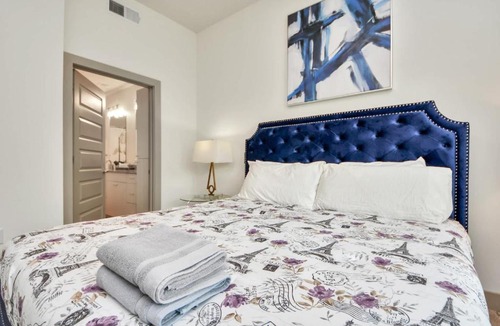 Addicks Apartment | Relaxing Houston Getaway 2 King Suites Game Ro