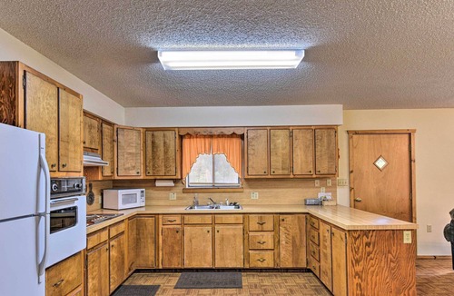 Nathrop Cabin | Remote Cabin: 3 Miles to Mt Princeton Hot Springs!
