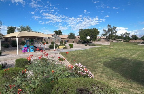 East Mesa House | Renovated and Nicely Decorated Home Close to Park