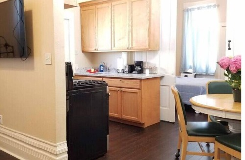 Galveston Apartment | Renovated Historic Home on Broadway #1