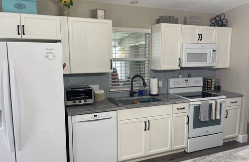Mira Mesa House | Renovated ranch with GOLF CART in Del Mar!