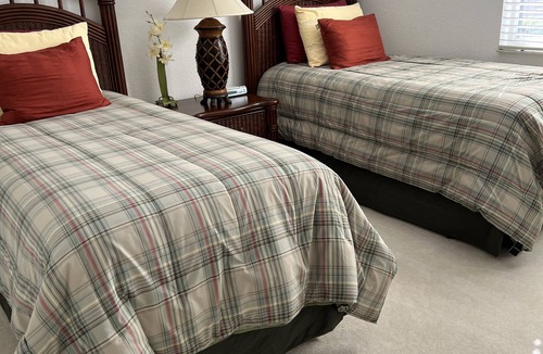 Naples Resort | Resort Home with pool and golf course 10 minutes to Marco or Naples Beaches!