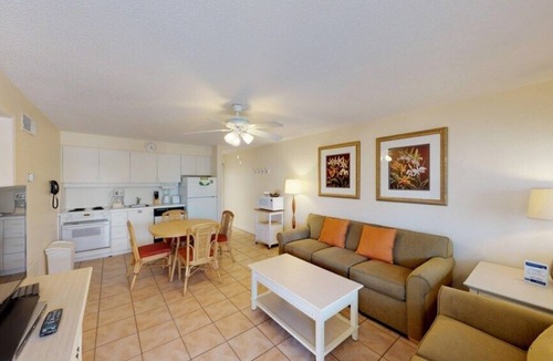 Holmes Beach Condo | Resort Sixty-Six, Holmes Beach, Florida, 1 Bedroom Suite
