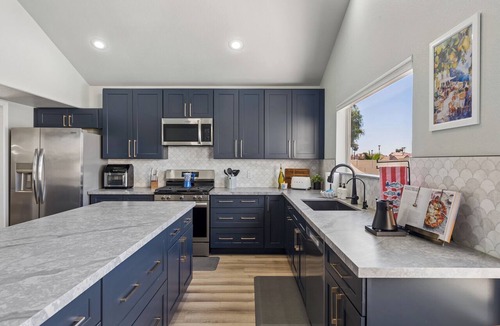 Arrowhead Ranch House | Resort-Style 5BR | Heated Pool + Putting Green, Oasi in AZ