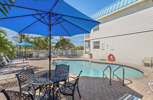 Bradenton Beach Apartment | Resort Style Leisure Beach Club #12 on AMI by RVA