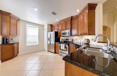 Reunion Condo | Resort-Style Stay Ground Floor Condo Near Disney, Pools & Relaxation