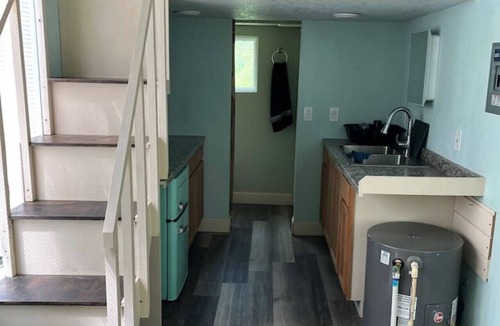 Umatilla Cabin | Retro Retreat Tiny Lodge – A Vintage Outdoor Escape