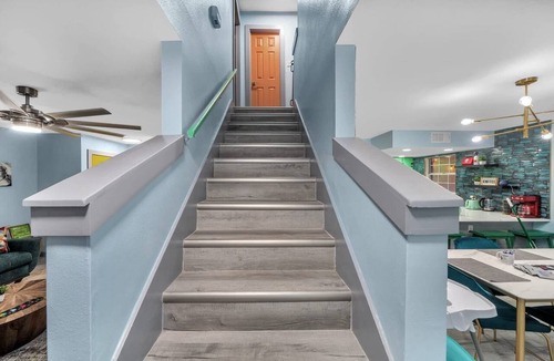 Wright Condo | Retro Town: Arcade, Pets, and Grill Near Beach