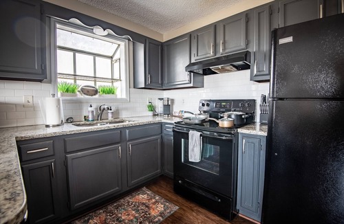 Five Points South Condo | Ridge Retreats - Unit C: King Bed/Hilltop View/TVs