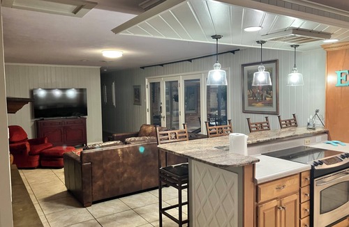 Midland House | Right at Home-Midland Home away from Home with Billiards