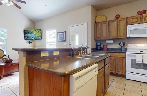 New Braunfels House | River City Resorts: TRV Safari: Walking Distance to ALL! Free Tubes!
