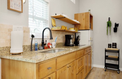 New Braunfels Resort | River Cottage with beautiful views of the Guadalupe in lovely New Braunfels