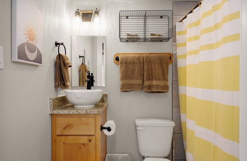 New Braunfels Resort | River Cottage with beautiful views of the Guadalupe in lovely New Braunfels