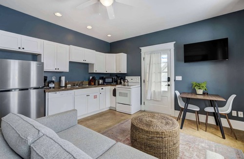 Buena Vista Apartment | River Park Studio! Apartment Near Shops & Trails