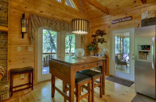 Ellijay Cabin | Riverfront, loud rapids, screen porch-River's Echo (neighboring Rapids' Echo