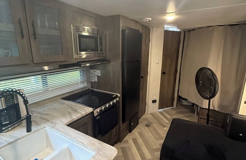 Nobleton House | Riverview RV weekend retreat