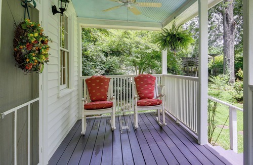 Washington Apartment | Romantic Cottage in Washington Historic District