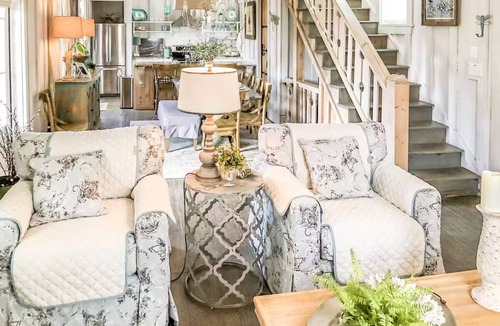 Orange Beach House | Romantic Dragonfly Cottage with Deeded Beach Access! Meticulously Maintained!
