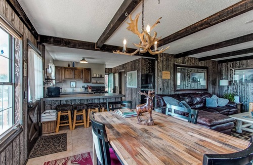 Indian Mountain Cabin | Romantic Private Cabin with Views, Wifi, Large Patio, Fireplace, Modern updates!