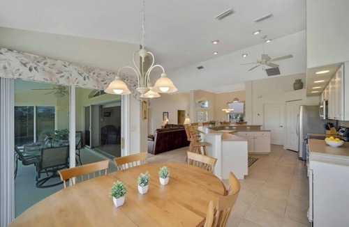 Pebble Beach House | Rotonda Palms - Amazing, Golf course, Pool, Spa, Convenient to everything!