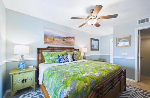 Cape Caneveral Beach Gardens House | Royal Mansions, Ocean View Penthouse Condo
