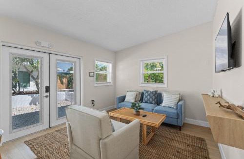 Parsuns To Cocoa Beach Apartment | Sailors Knot