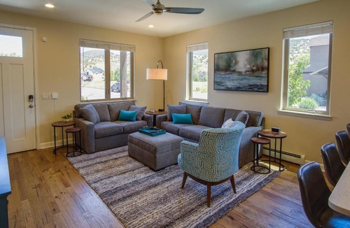 Salida House | Salida Oasis: 1 Mi to Town, Mountain View, Hot Tub