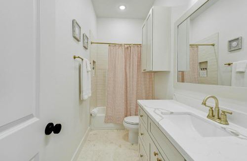Galveston House | Salt & Stone Villas