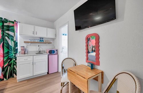 North Redington Beach Apartment | Salt Water Suites - #12 Flamingo