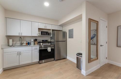 Parsuns To Cocoa Beach Apartment | Saltwater Bungalow