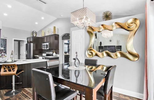 Boyette Springs Villa | Saltwater Heated Pool 15 Min to Downtown & Parks