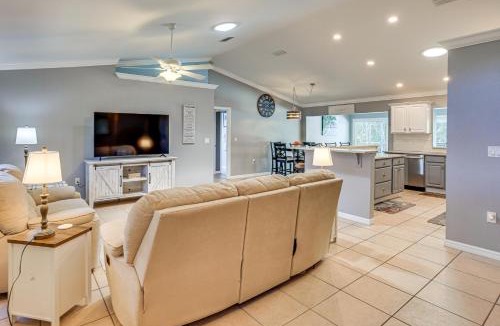 Sebring House | Saltwater Pool! Sebring Oasis Near Lake Jackson