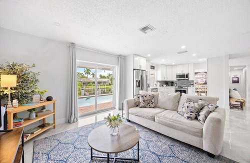 Coral Ridge Isles House | Saltwater Pool & Private Dock | Minutes to Beach
