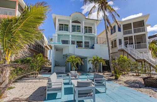 Bonita Springs House | Saltwater Sanctuary