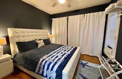 Galveston Apartment | Salty Shark Q1