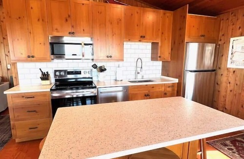 Placida Cottage | Sand Dollar Cottage: Cozy"Old-Florida" beachfront cottage with private dock!