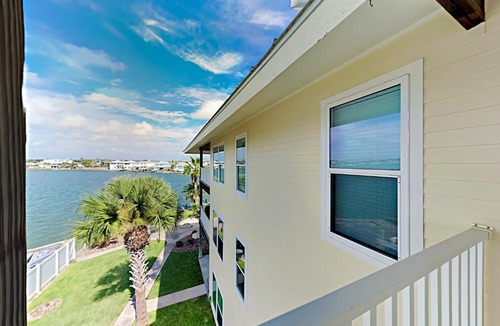 Key Allegro Apartment | Sand Dollar Unit C3