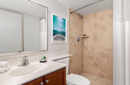 Pompano Isles Resort | Santa Barbara | Romantic Beach Retreat | Pool + Beach