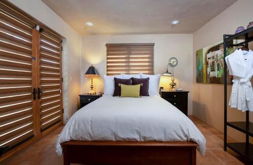Downtown Santa Fe House | Santa Fe Downtown Corner Courtyard @ El Corazon de Santa Fe