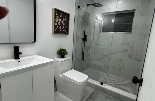 Little Ranches House | Santuaria Hollywood