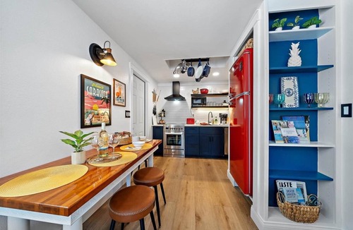 Park East House | Sarasota Retro Retreat