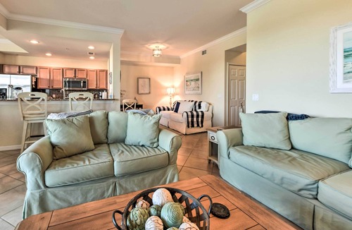 Bradenton Condo | Screened Patio & Resort Perks: Bradenton Condo!