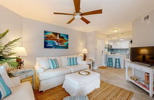 Cape Caneveral Beach Gardens Apartment | Sea Glass Hideaway at Royal Mansions