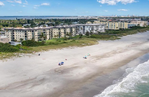 Cocoa Beach Apartment | Sea Oats Condos
