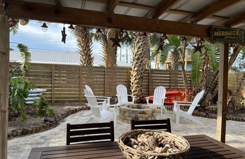 Coquina Gables House | ~Sea Salt Sanctuary~Plush Beach Refuge~Bikes Kayaks SUPs Fire Pit~