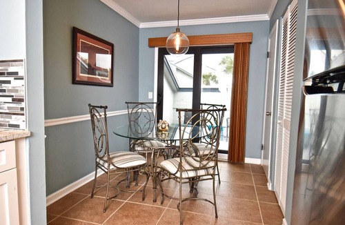 St. Augustine Beach Apartment | Sea Winds 39 Oceanfront/Dream Kitchen/No Carpet/Private Master Suite