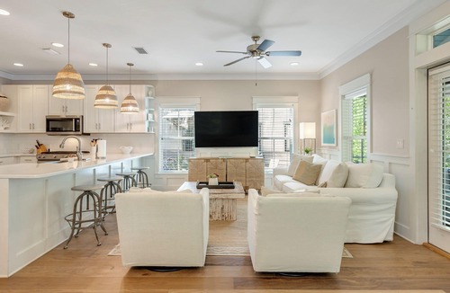 Seacrest House | Seacrest Home+ Golf Cart, Near Beach, Pool & Bikes