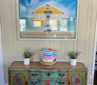 Pass-a-Grille House | Seahorse Bungalow